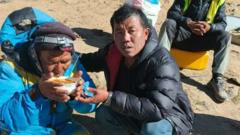 Everest guide survived six-day ordeal by eating chocolate and 'chewing ice'