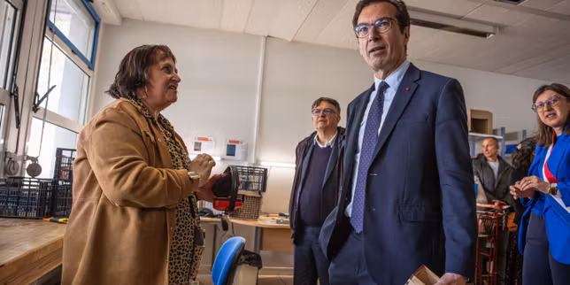 Morts au travail : une stratégie gouvernementale peu ambitieuse pour empêcher les accidents